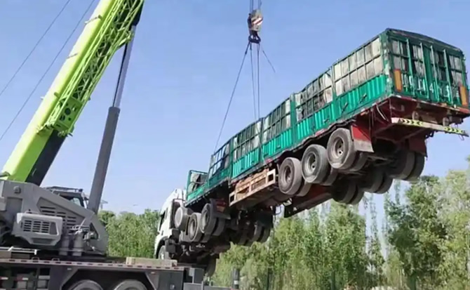 竹溪道路脱困救援案例
